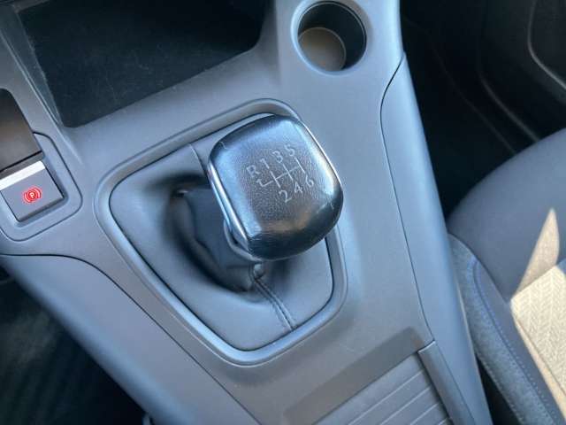 Fahrzeugbild eines Peugeot Rifter