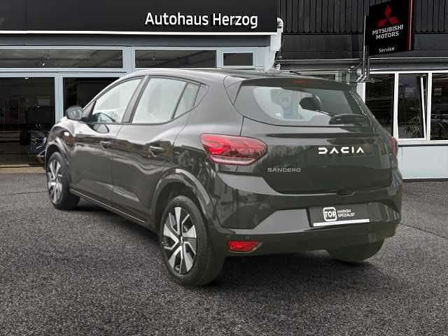 Fahrzeugbild eines Dacia Sandero