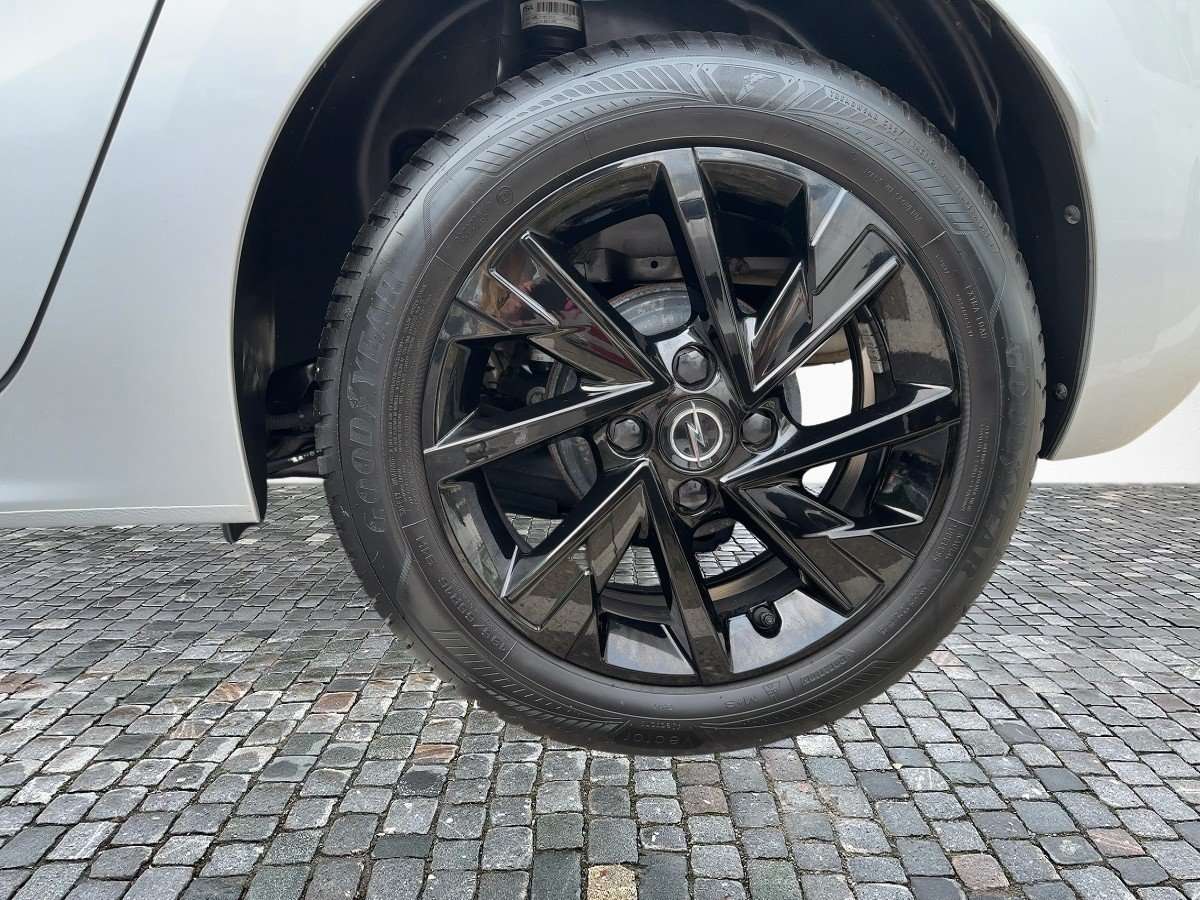 Fahrzeugbild eines Opel Corsa