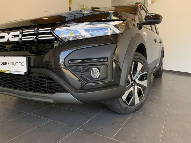 Fahrzeugbild eines Dacia Jogger