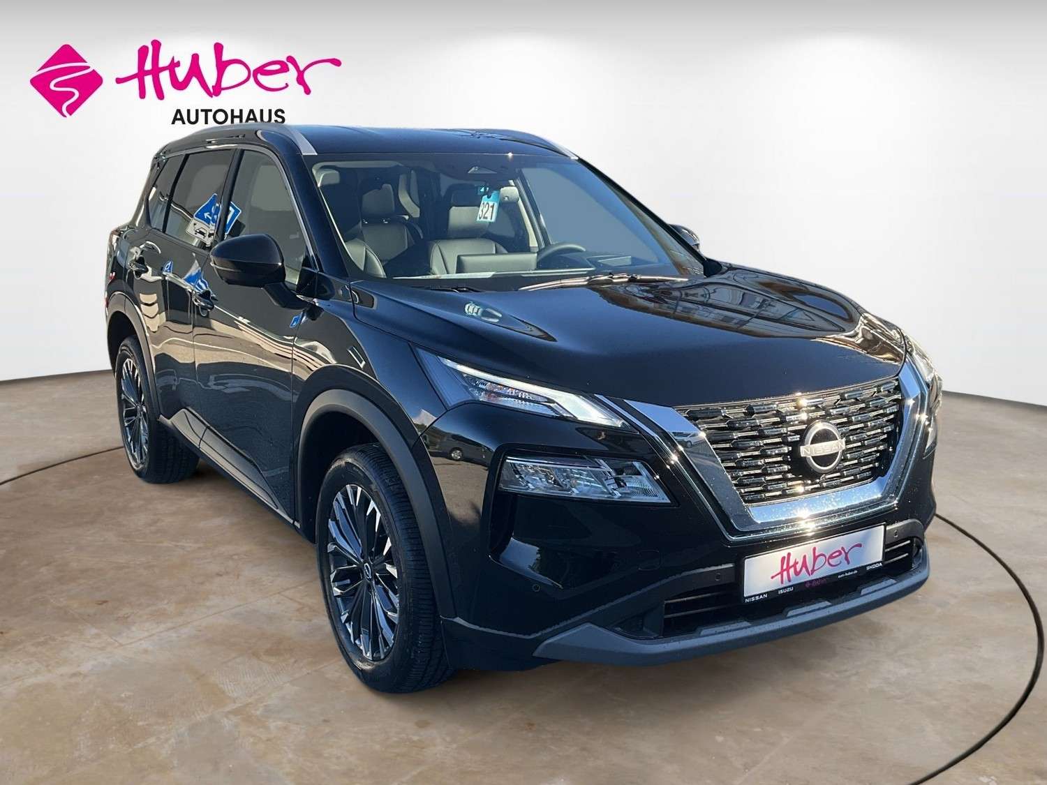 Fahrzeugbild eines Nissan X-TRAIL