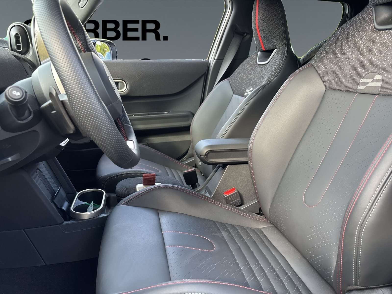 Fahrzeugbild eines MINI COOPER