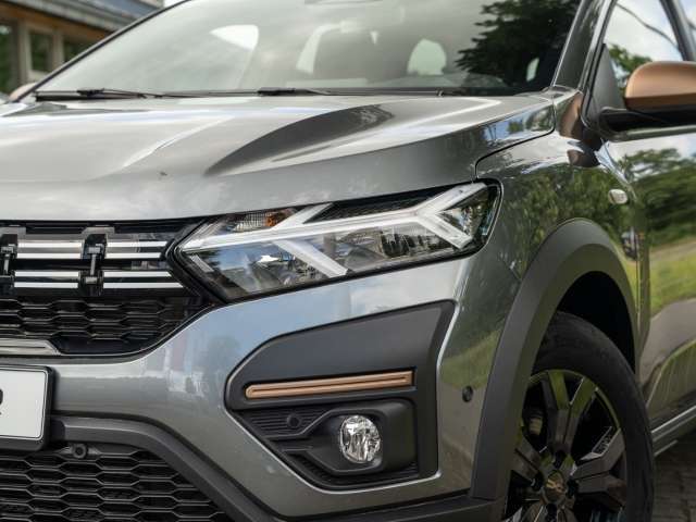 Fahrzeugbild eines Dacia Jogger