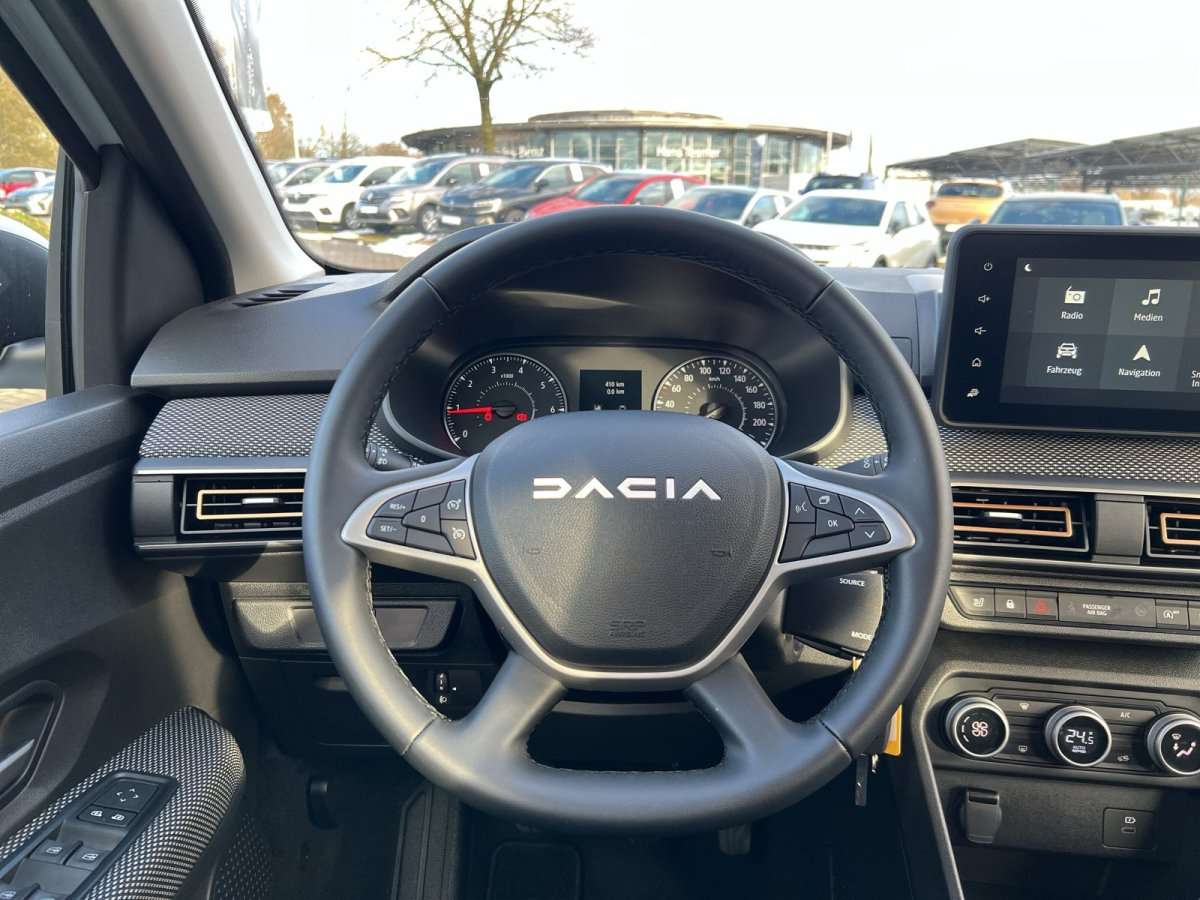 Fahrzeugbild eines Dacia Sandero