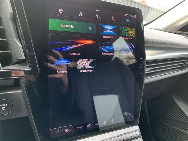 Fahrzeugbild eines Renault Megane E-TECH