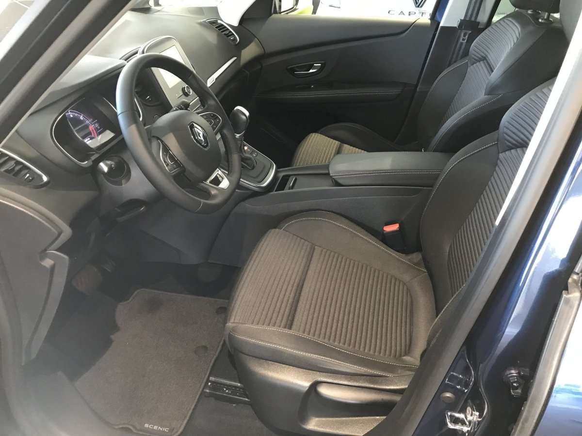 Fahrzeugbild eines Renault Grand Scénic