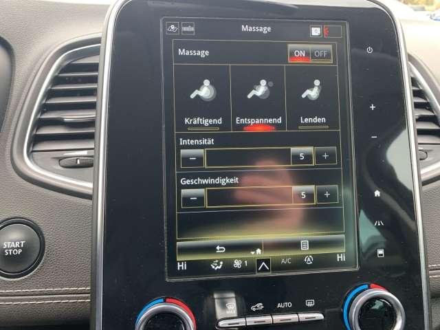 Fahrzeugbild eines Renault Grand Scénic