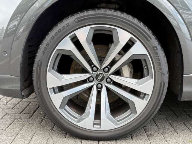 Fahrzeugbild eines Audi Q8