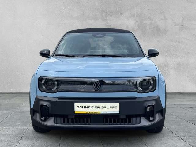 Fahrzeugbild eines Renault 4 E-TECH