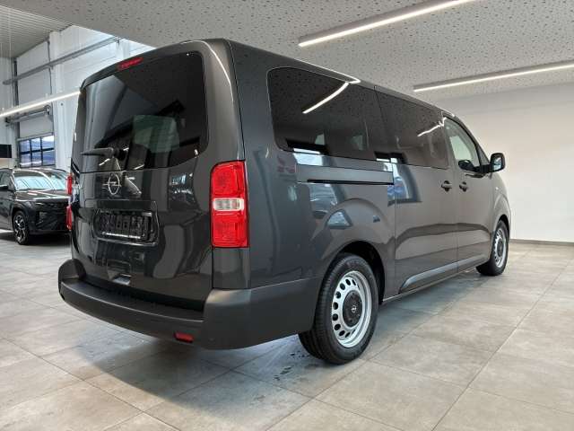 Fahrzeugbild eines Opel Vivaro