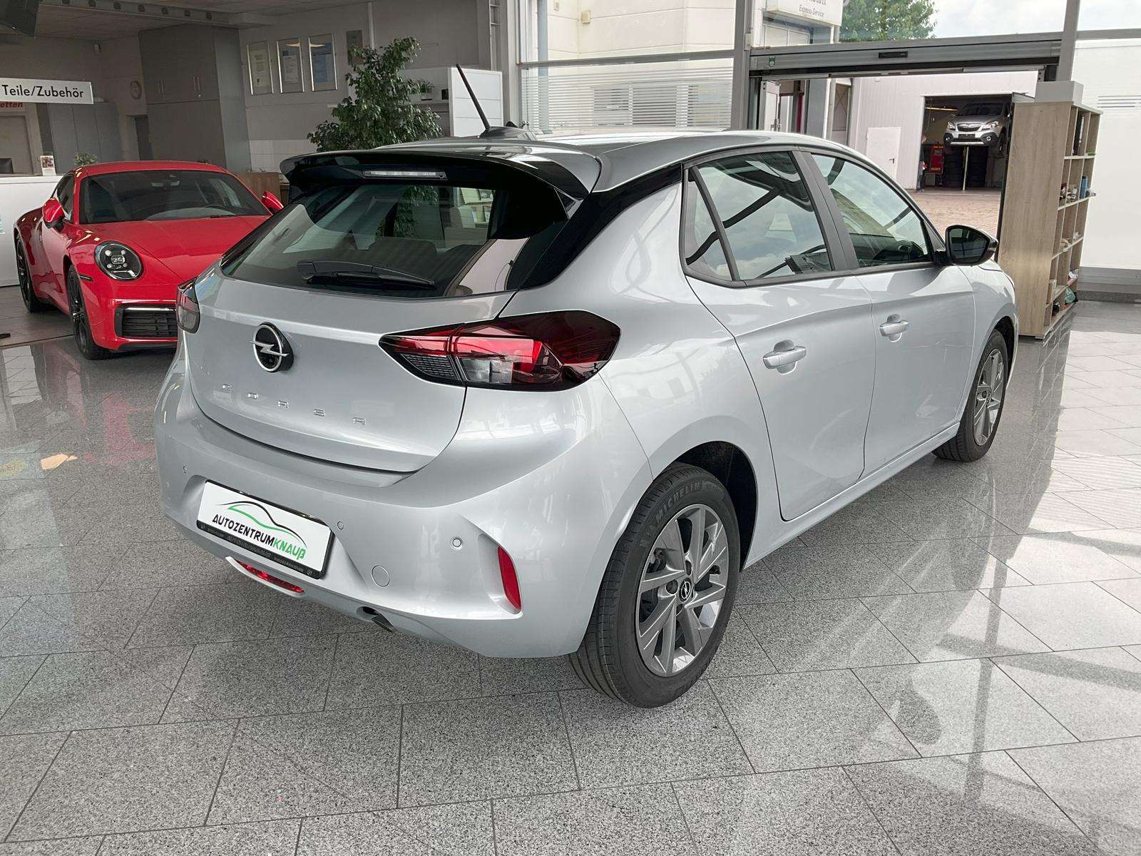 Fahrzeugbild eines Opel Corsa