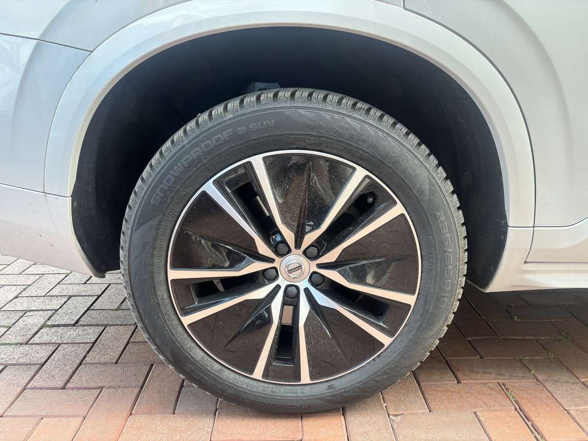 Fahrzeugbild eines Volvo XC90