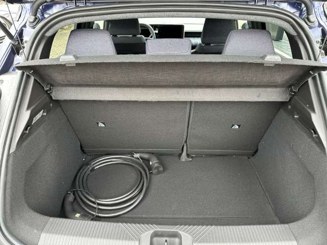 Fahrzeugbild eines Renault 5 E-TECH