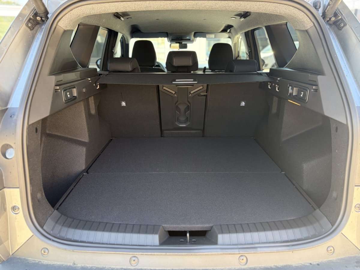 Fahrzeugbild eines Dacia Bigster
