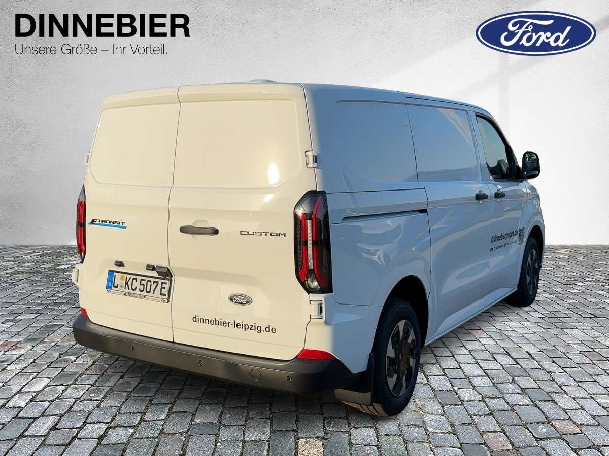 Fahrzeugbild eines Ford Transit Custom