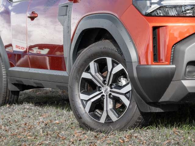 Fahrzeugbild eines Dacia Duster