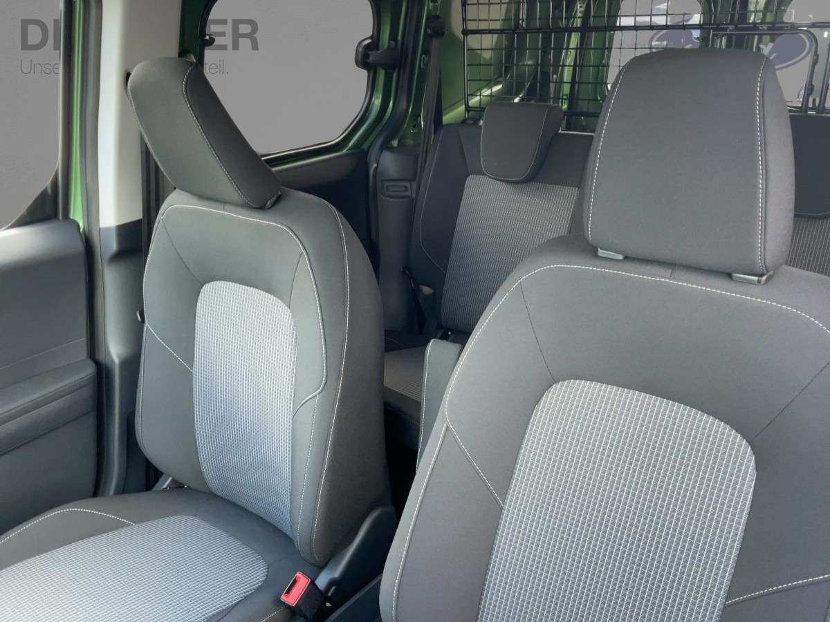 Fahrzeugbild eines Ford Transit Courier