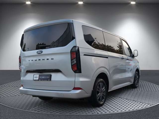 Fahrzeugbild eines Ford Tourneo Custom