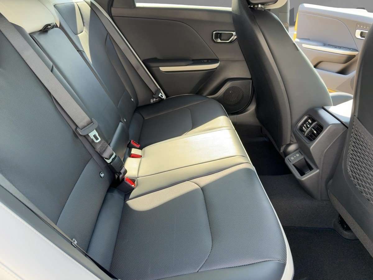 Fahrzeugbild eines Kia K4