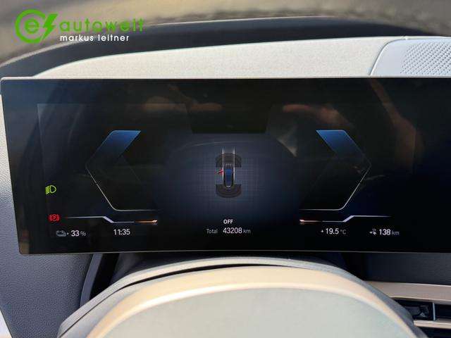 Fahrzeugbild eines BMW iX