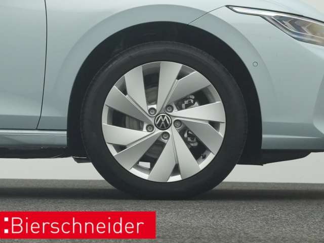 Fahrzeugbild eines Volkswagen Golf