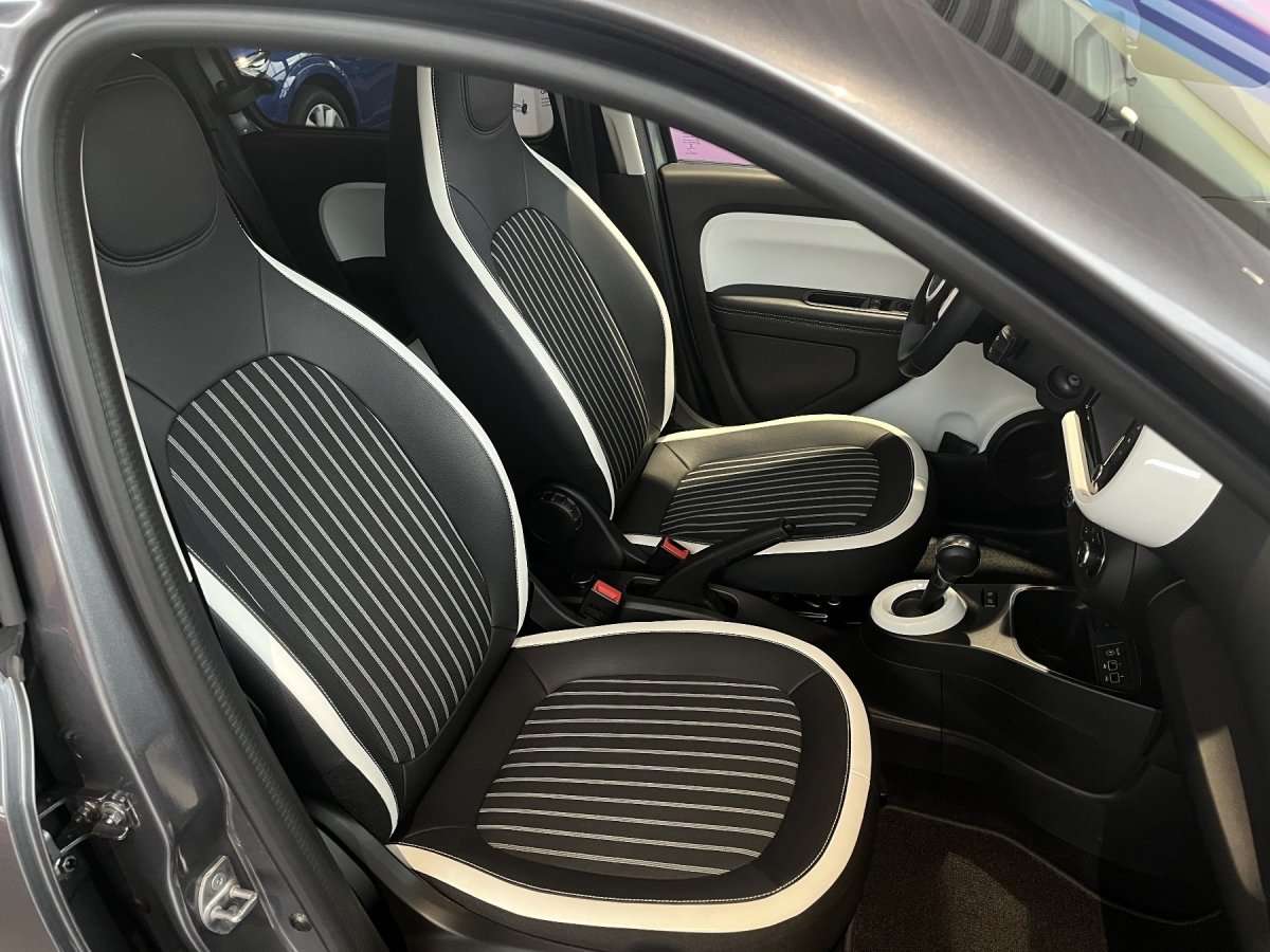 Fahrzeugbild eines Renault Twingo