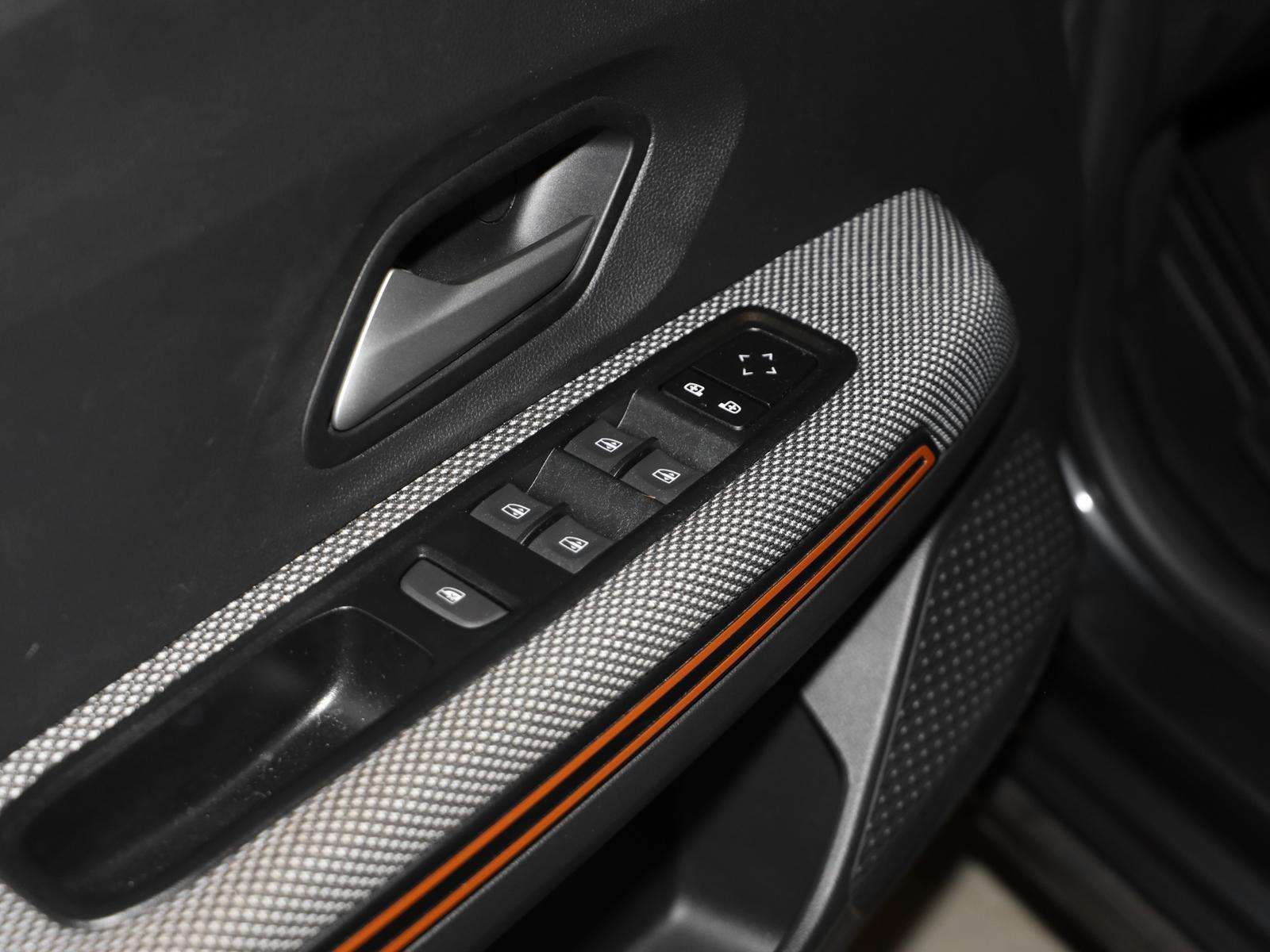 Fahrzeugbild eines Dacia Sandero