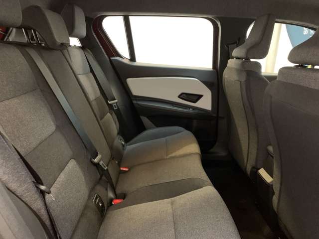 Fahrzeugbild eines Renault 4 E-TECH