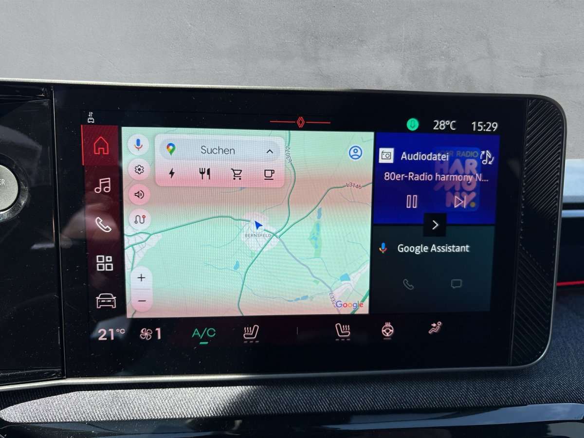 Fahrzeugbild eines Renault 4 E-TECH