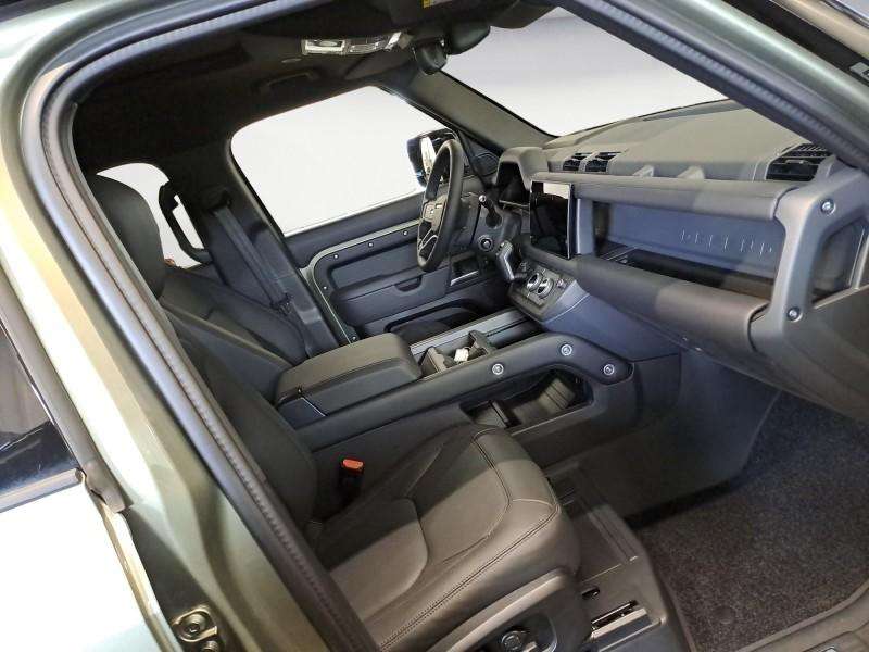 Fahrzeugbild eines Land Rover Defender