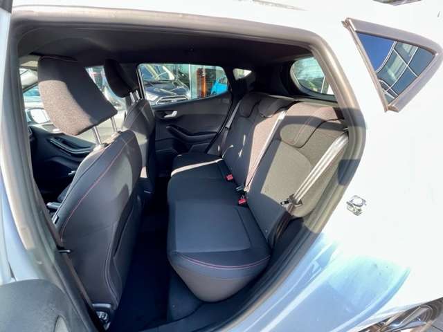 Fahrzeugbild eines Ford Fiesta