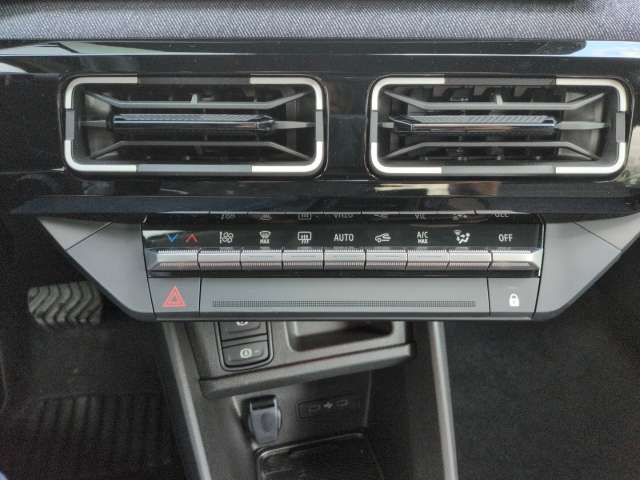 Fahrzeugbild eines Renault 5 E-TECH