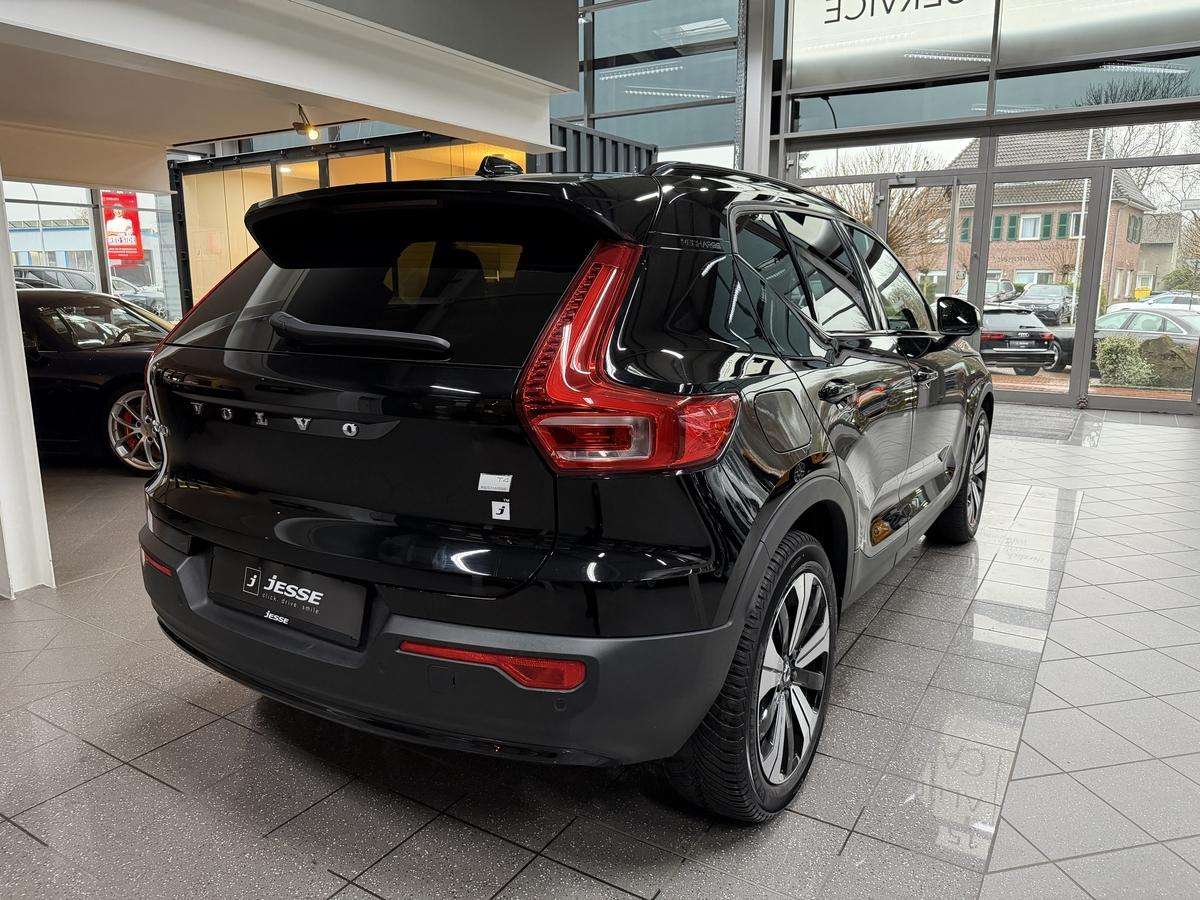 Fahrzeugbild eines Volvo XC40