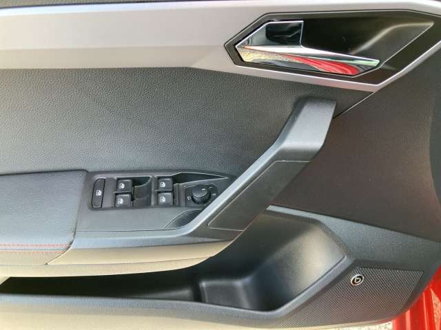 Fahrzeugbild eines SEAT Ibiza