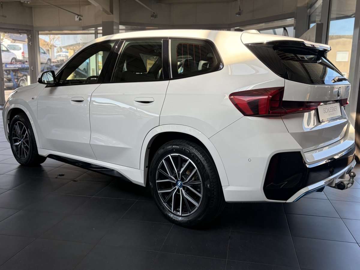 Fahrzeugbild eines BMW iX1