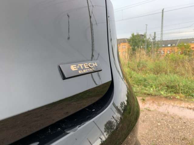 Fahrzeugbild eines Renault Megane E-TECH