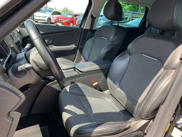 Fahrzeugbild eines Renault Grand Scénic