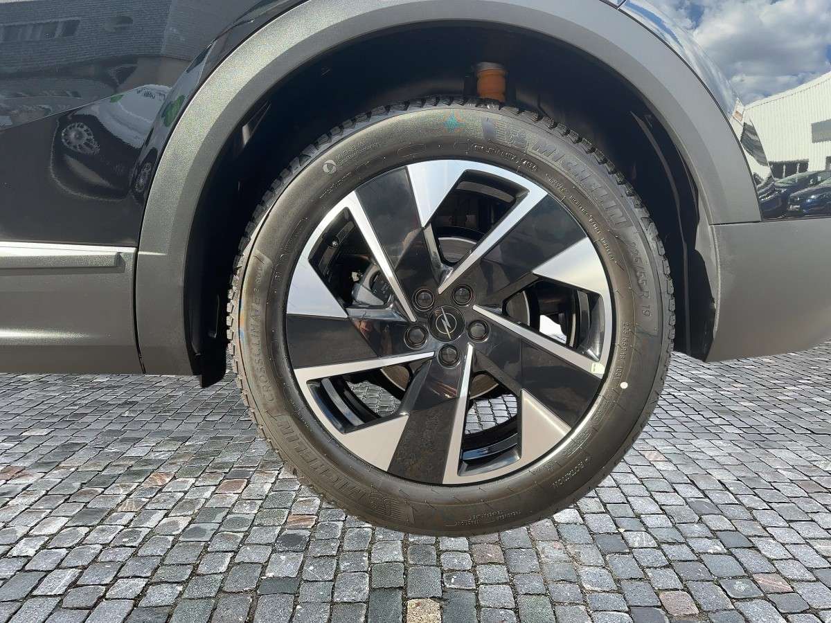 Fahrzeugbild eines Opel Grandland X