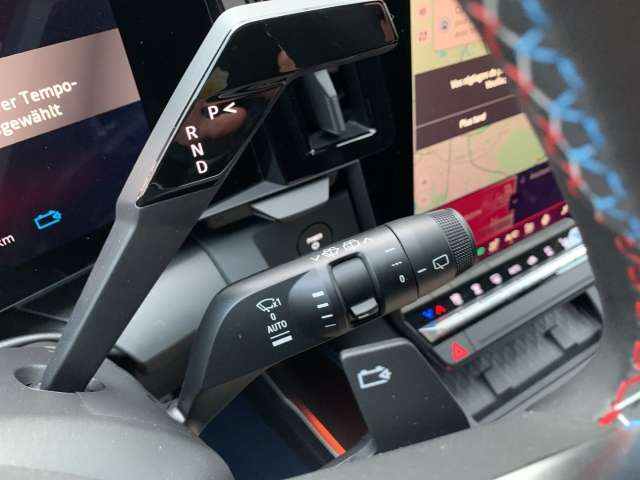 Fahrzeugbild eines Renault Scenic E-TECH