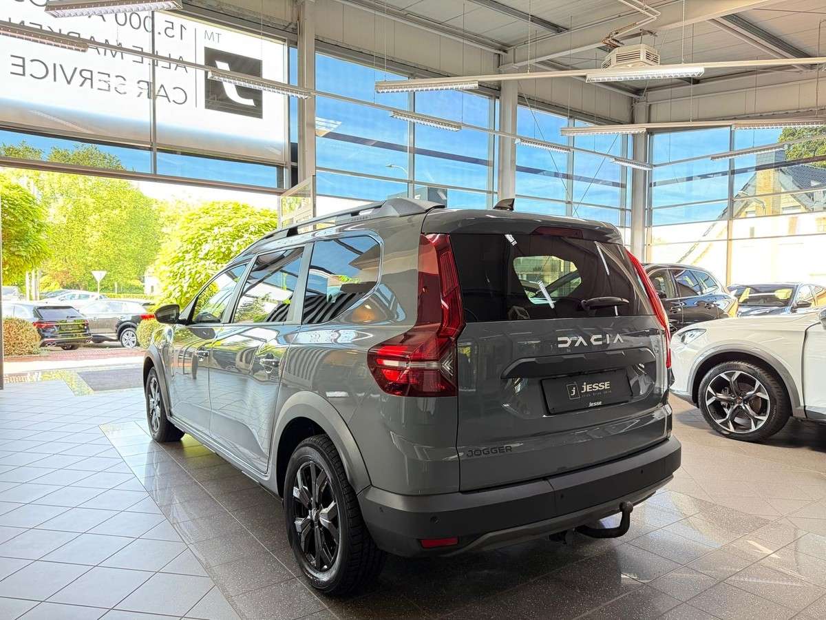 Fahrzeugbild eines Dacia Jogger