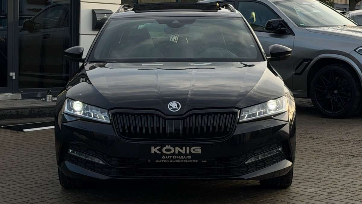Fahrzeugbild eines Skoda Superb
