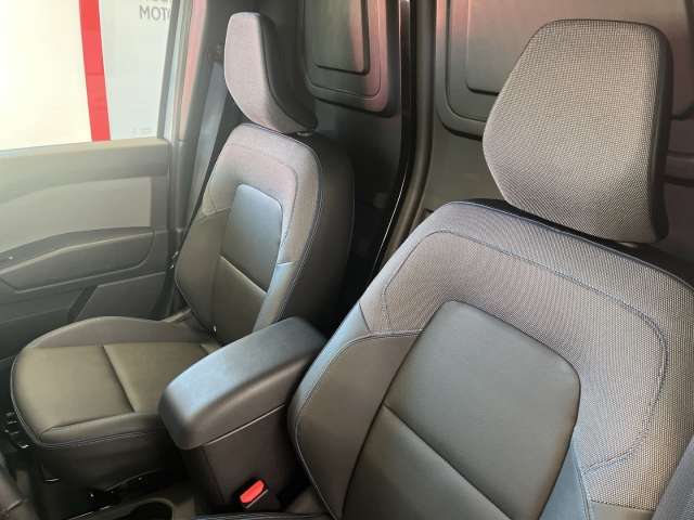 Fahrzeugbild eines Nissan Townstar