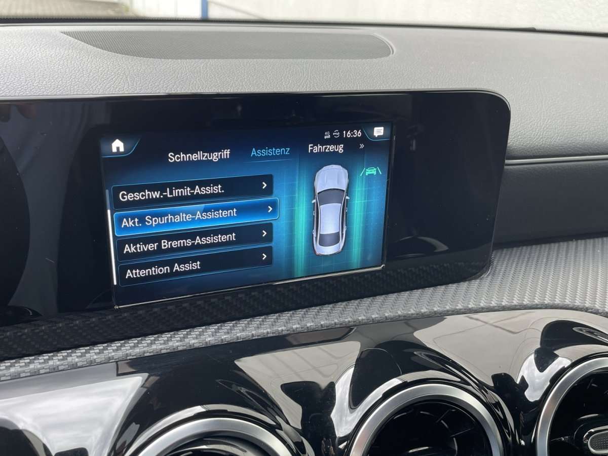 Fahrzeugbild eines Mercedes-Benz CLA