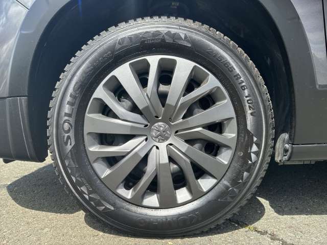 Fahrzeugbild eines Peugeot Rifter