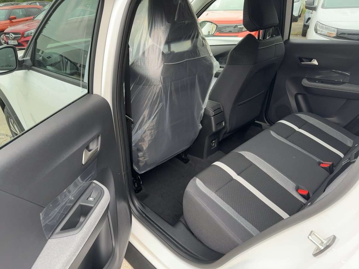 Fahrzeugbild eines Opel Frontera