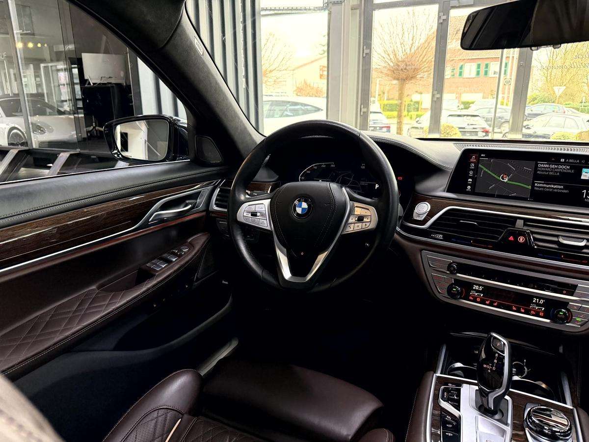 Fahrzeugbild eines BMW 7er-Reihe