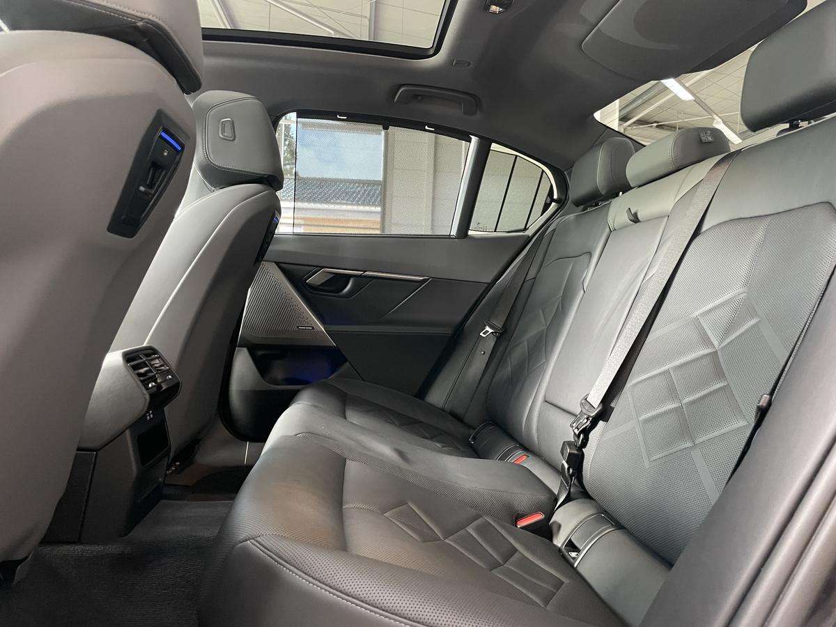 Fahrzeugbild eines BMW 5er-Reihe