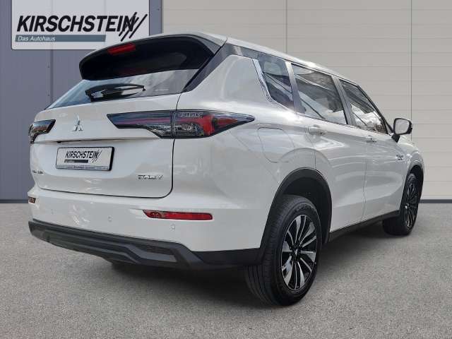 Fahrzeugbild eines Mitsubishi Outlander