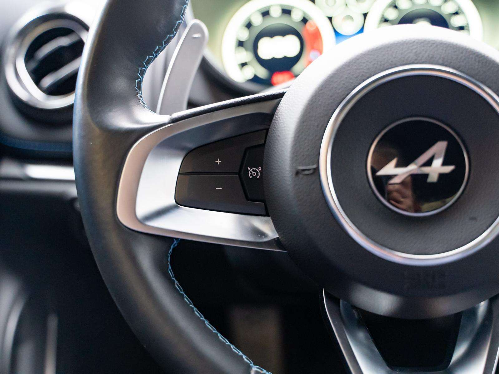 Fahrzeugbild eines Alpine A110