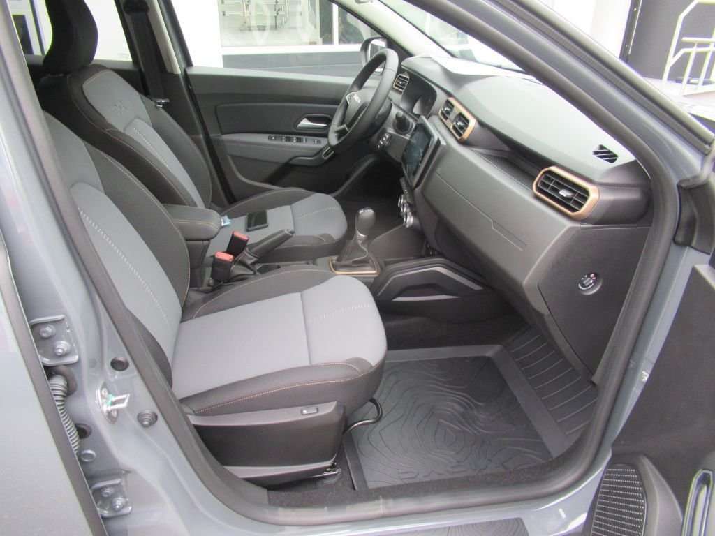 Fahrzeugbild eines Dacia Duster